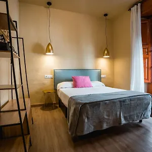 2* Casa de hóspedes Veronica Centro