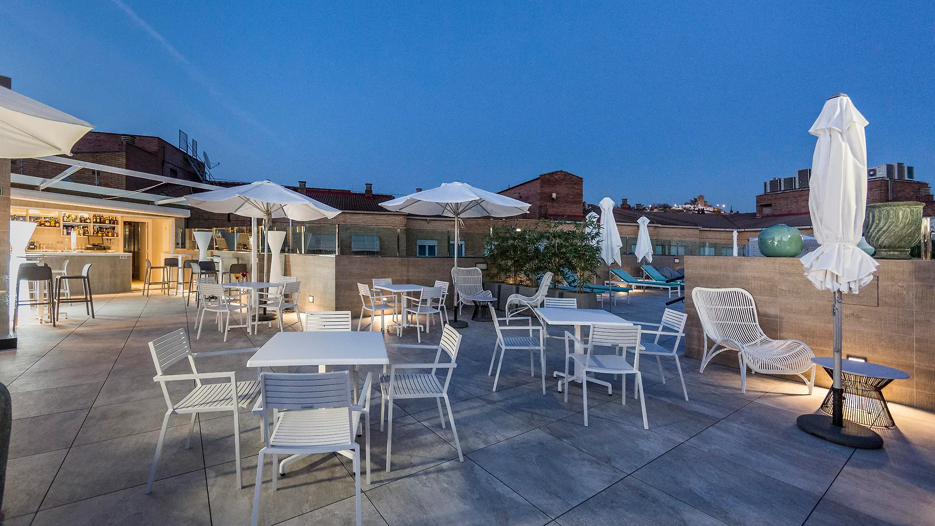 Catalonia Granada Hotell