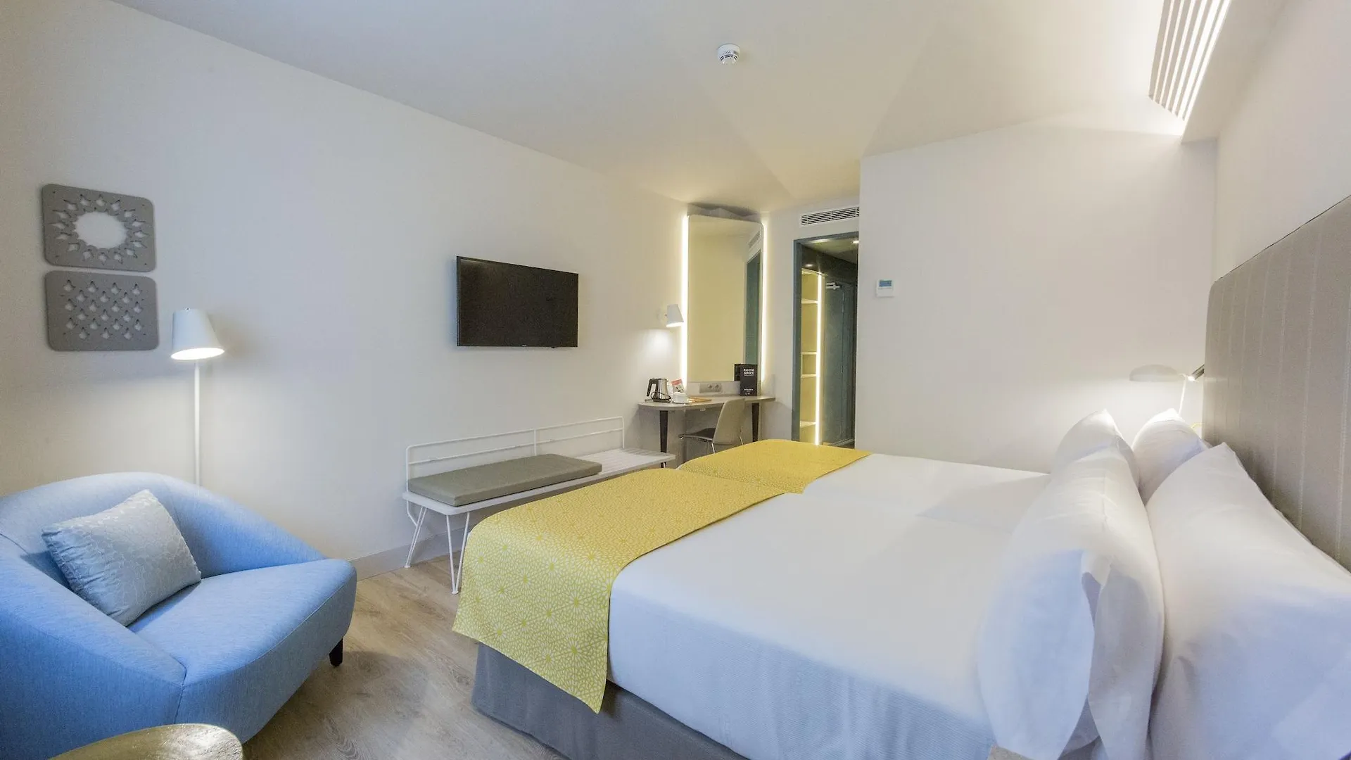 Catalonia Granada Hotel